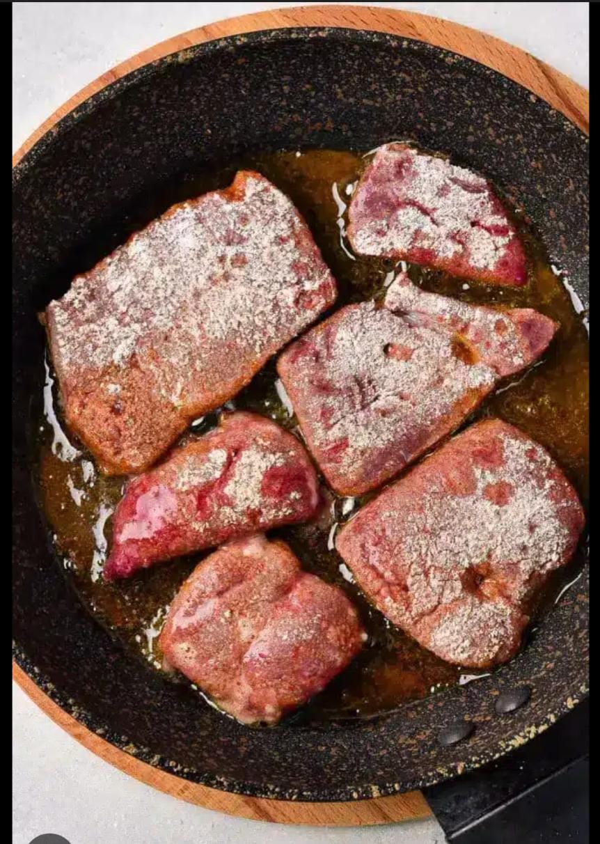 Pan grilled beef liver