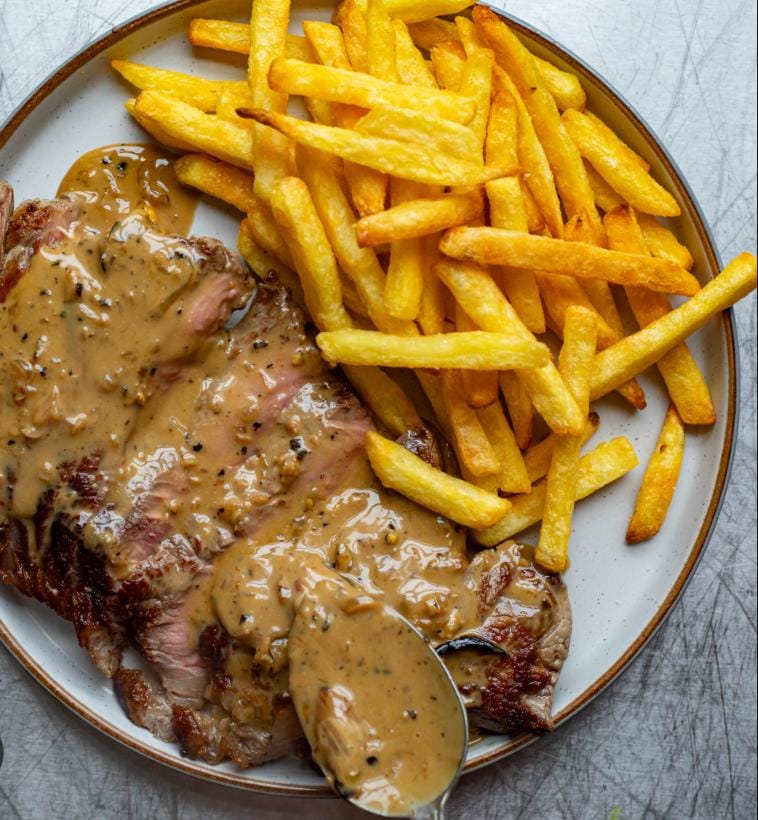 Fillet steak black pepper sauce